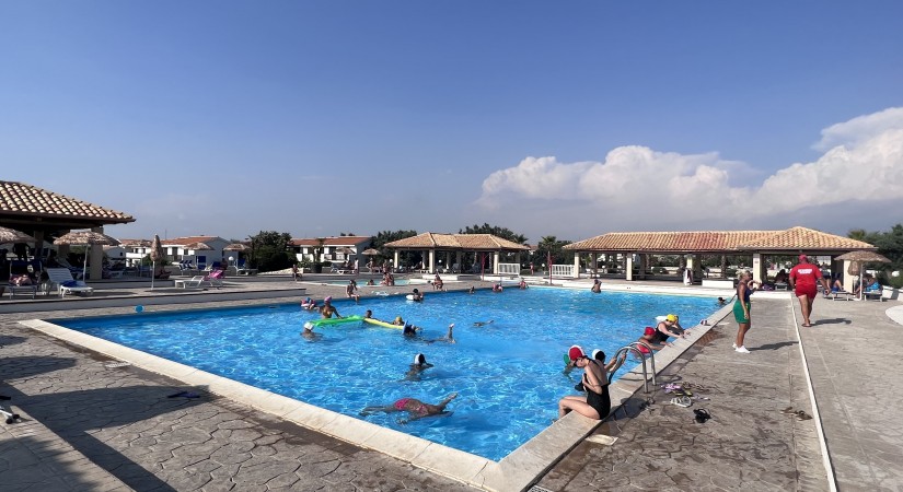 Kamarina Resort