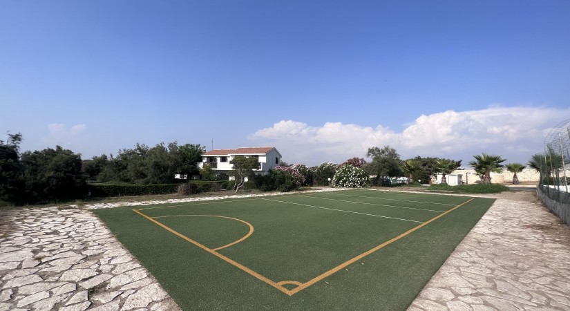 Kamarina Resort