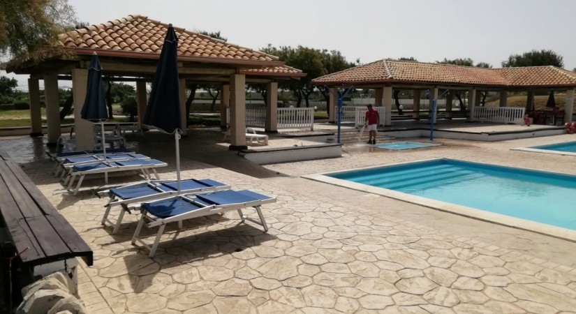 Kamarina Resort