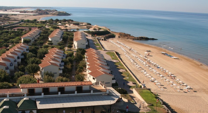 Kamarina Resort