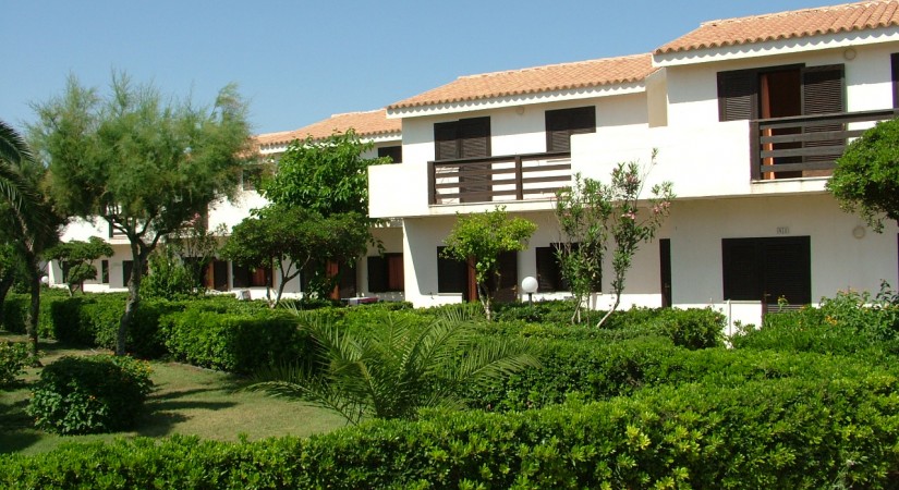 Kamarina Resort