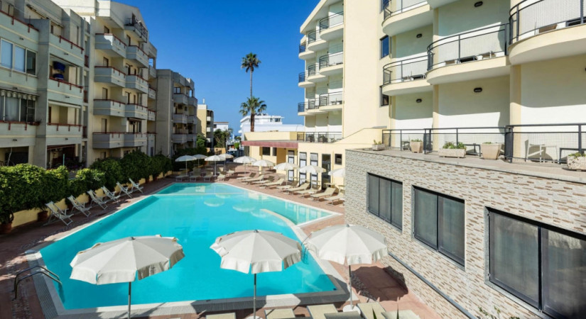 Rina Hotel
