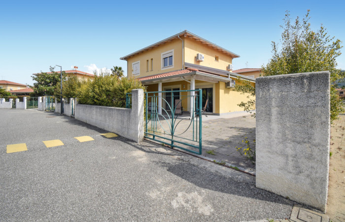 Caladune Villas
